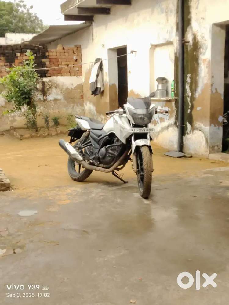 Me dusri bike leke auu ga isliye bech rha hu