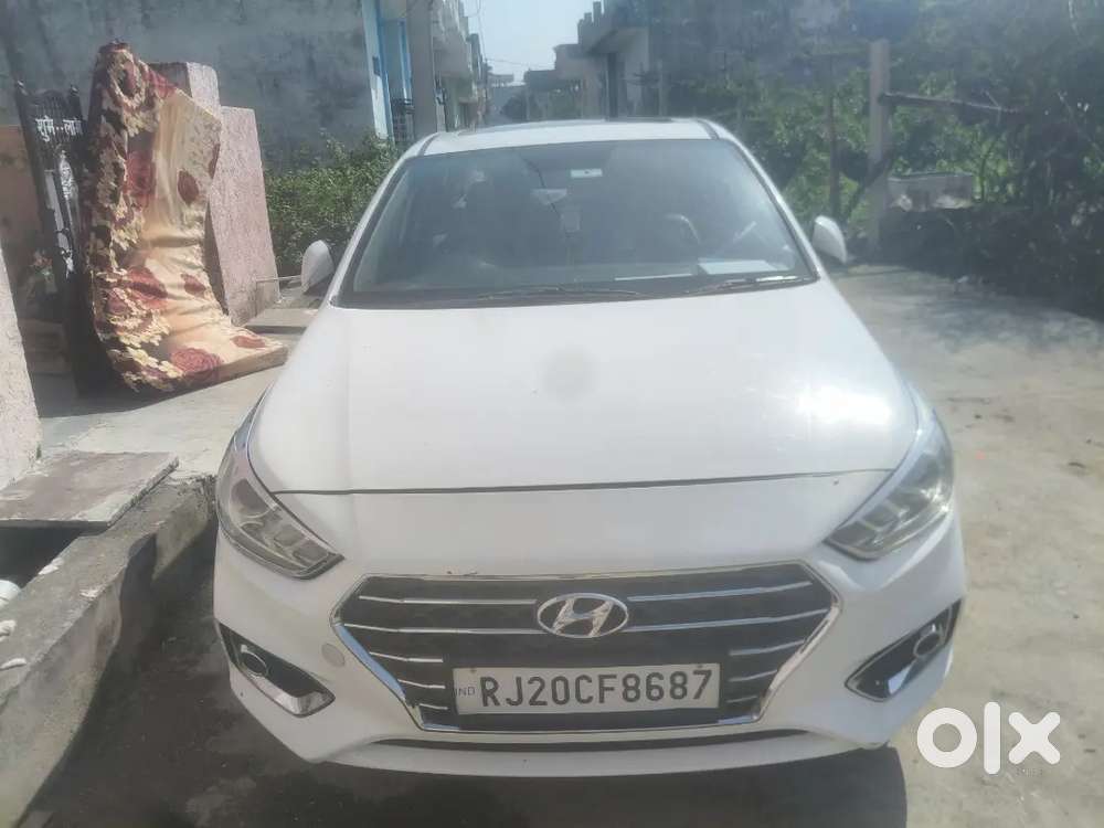 Hyundai varna SX(O) 2nd onnar top condition