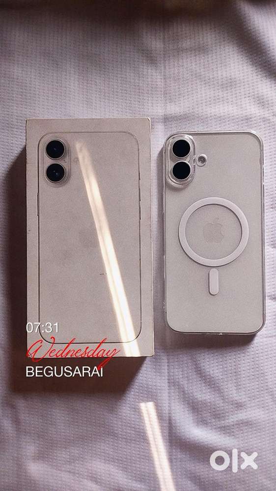 iPhone 16 Plus (White , 128 GB)