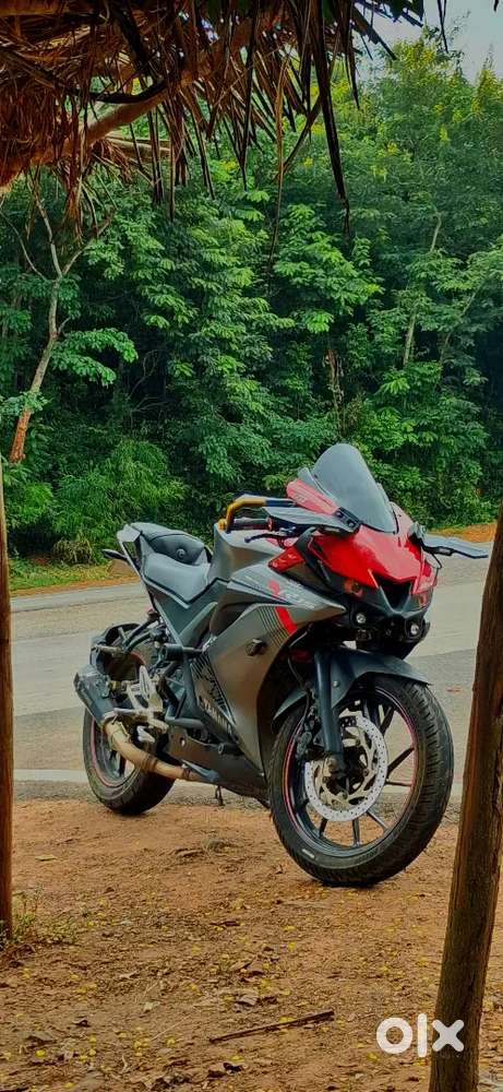 Yamaha R15 v3