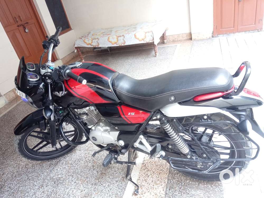 Bajaj vikrant 2 nd owner all original sealed engine just like new bike