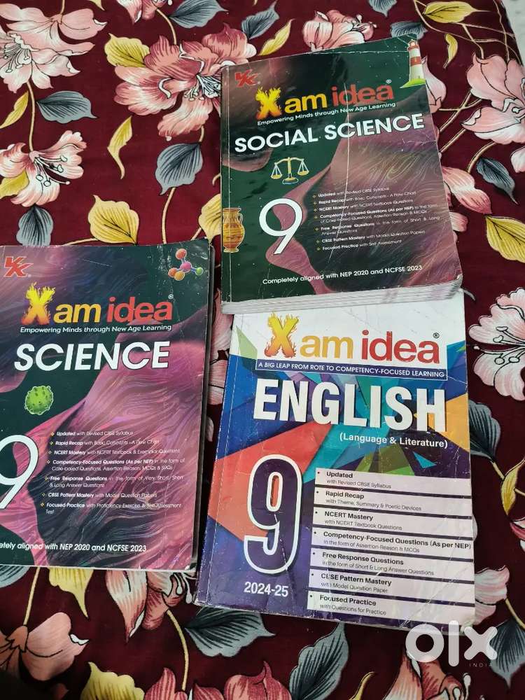 Class 9.     Science, English, Social science. Guide (xam idea)