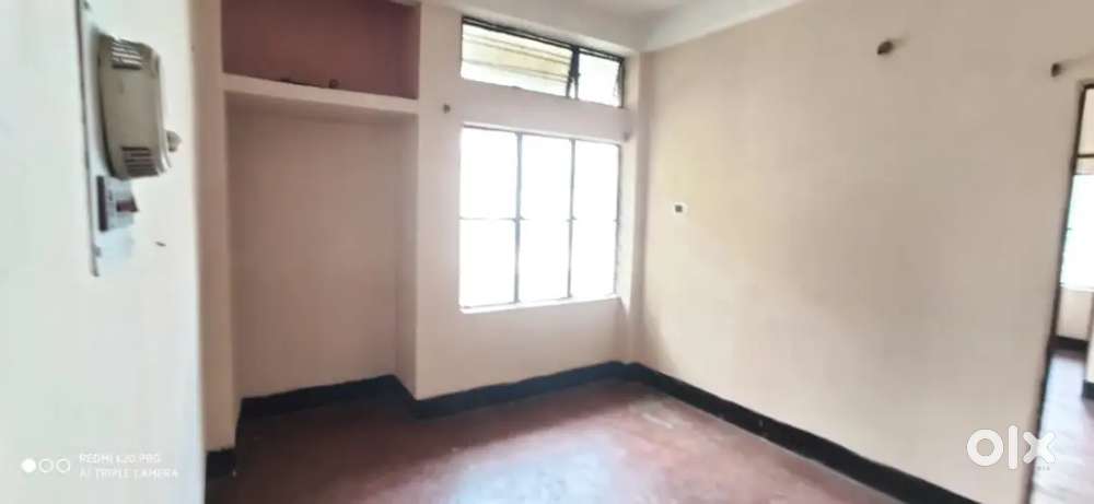 Rooms For Rent For Girls/Working Women/Small Family in Azara.