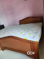 Queen Size Sheesham Wood bed