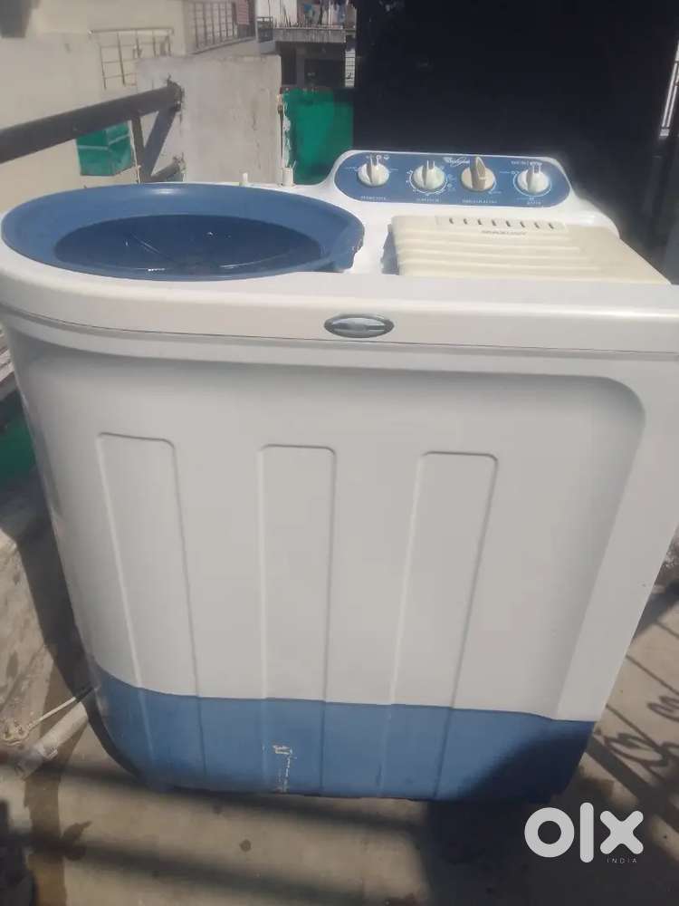 Whirlpool washing machine 5 star 8 kg