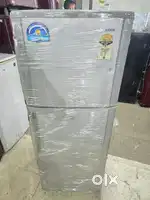 I'd89 Samsung double door 280 l fridge with inbuilt stabilizer