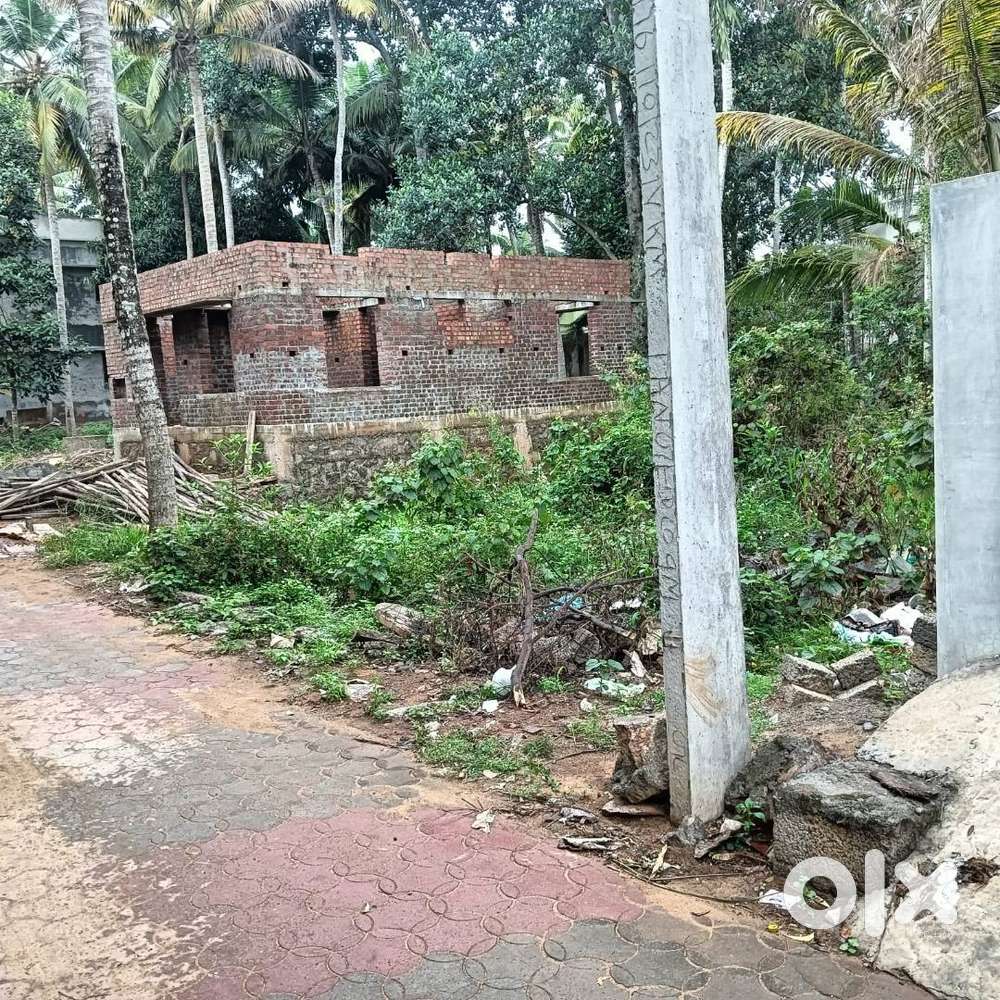 5.5 Cent Residential Plot for Sale – Enayam