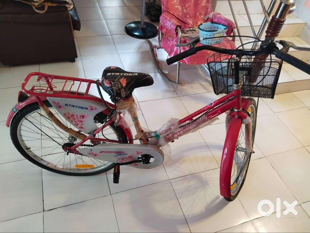 STRYDER ladies bicycle