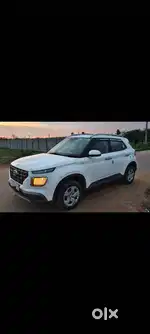 Hyundai Venue S MT 1.2 KAPPA, 2020, Petrol