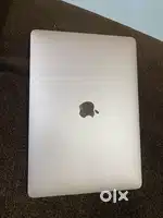 Apple MacBook