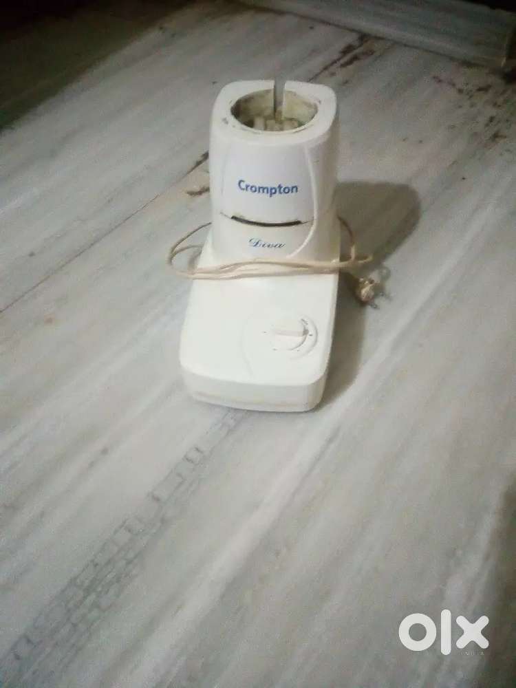 Crompton Diva Mixer grinder is for immediate Sale