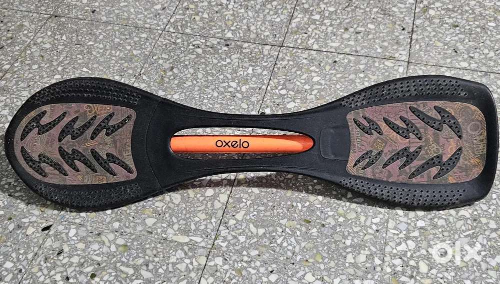 DECATHLON Oxelo model Kids' Waveboard for urgent sale, new condition
