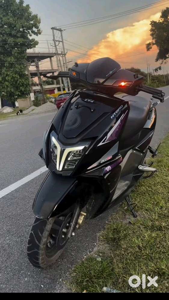 Ntorq 125 black panther new full ok condition