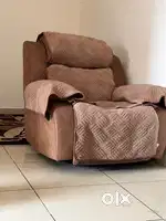 Experience Ultimate Comfort with Our Luxurious Recliner Sofa!