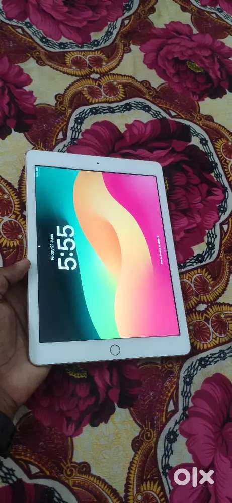 iPad 6 Super Condition / Exchange Available