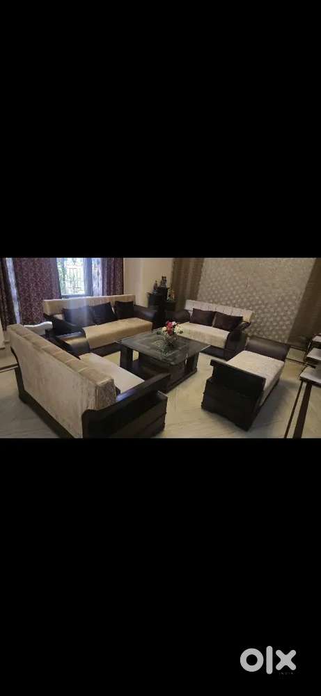 Brand new 9 seater high quality sofa set for sale