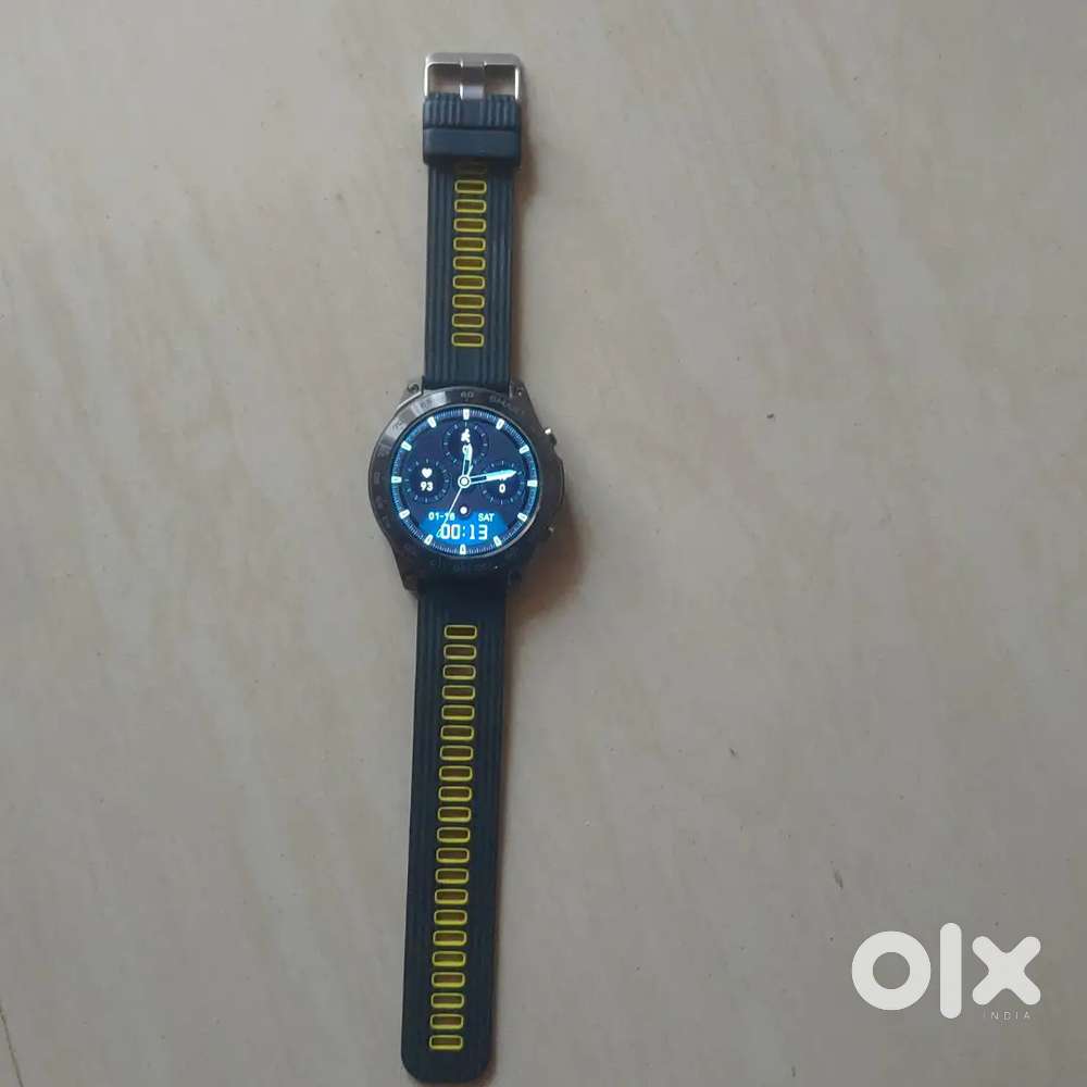 Good and best condition wrist watch sell karna h all facilities avlb h