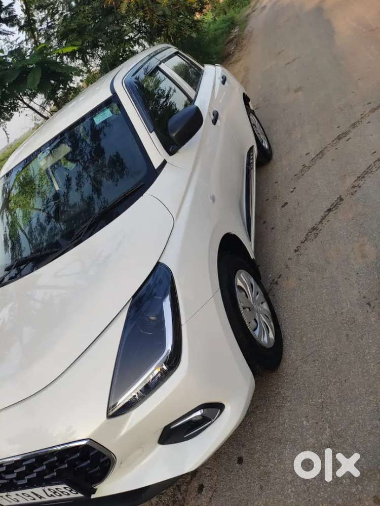 Maruti Suzuki Swift 2025 Petrol 5000 Km Driven