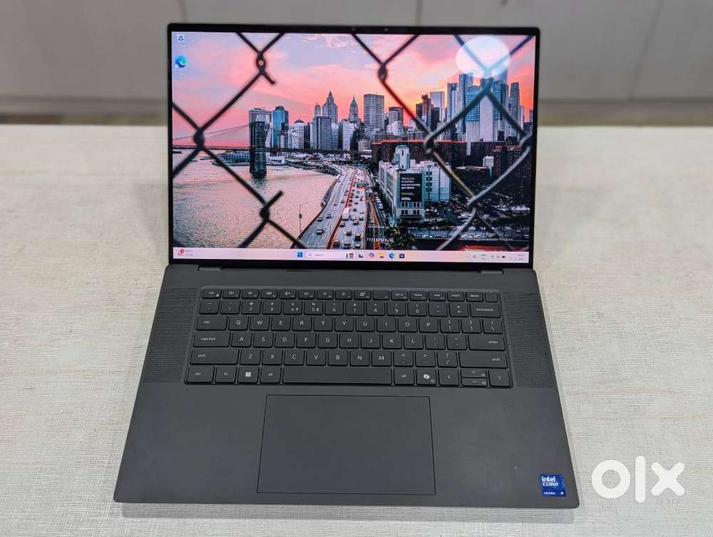 5690 Dell Precision for AI WorkStation with 64GB DDR5 Ram and 2TB SSD