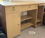 Computer table