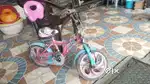 4 To 5 year children bicycle in running condition
