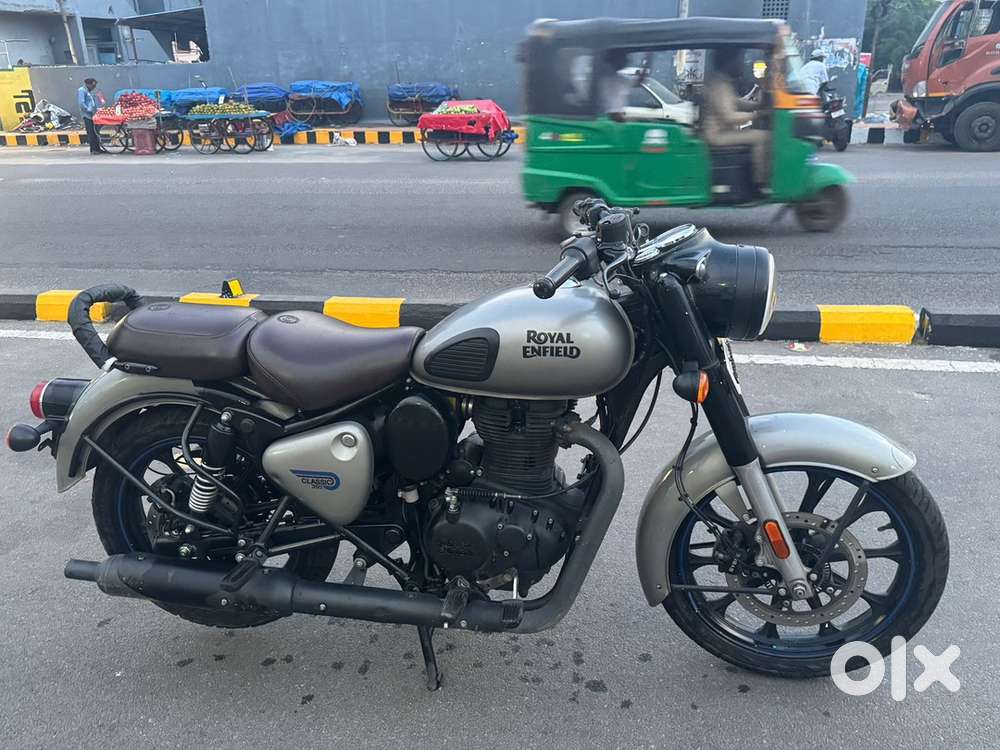 ROYAL ENFEILD CLASSIC BULLET 350