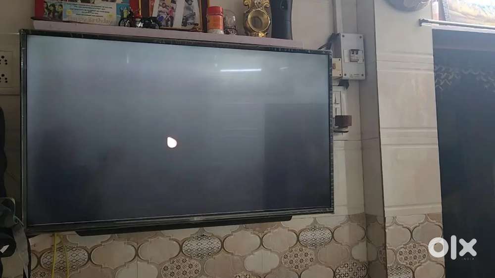LG 43 INCH 4K SMART TV