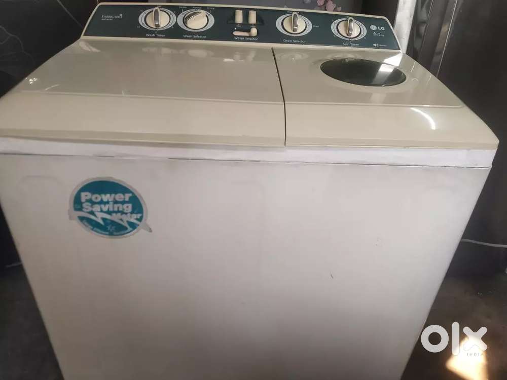 Second hånd LG semi washing  machine good in condition