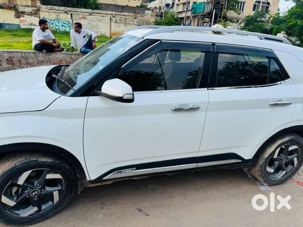 Hyundai Venue 2021 Petrol Good Condition