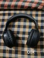 Boat Headphones with Original Cable 3 Days Battery Backup 2 Months Old