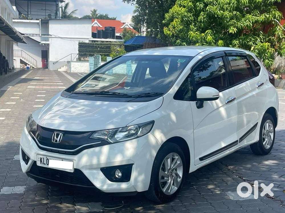 Honda Jazz V CVT, 2015, Petrol