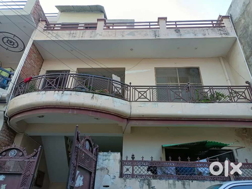 Best 2BHK in sulem sarai @ just 8500  Posh Area Friendly Environment