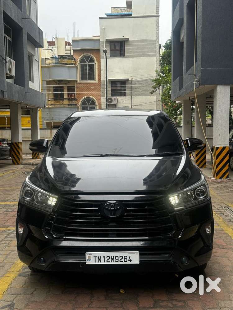Toyota Innova Crysta 2016 Diesel 158000 Km Driven
