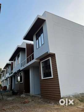 Lavish 3BHK Duplex villa, Greater noida extension