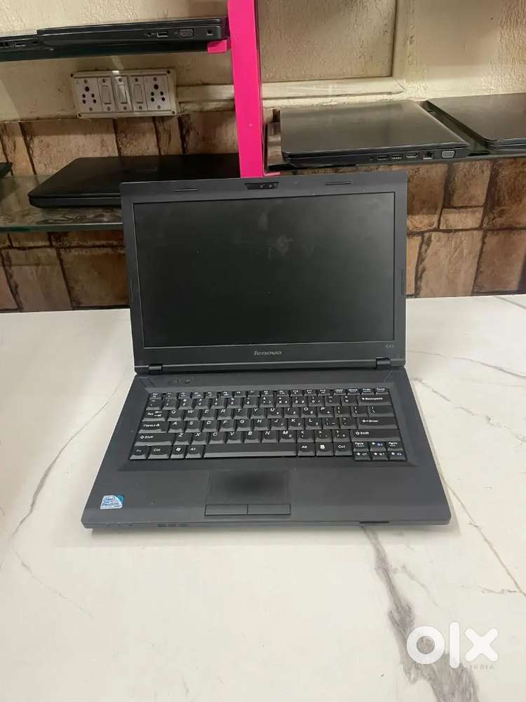 Lenovo i5 laptop for sell in just 7500 with warranty fully working