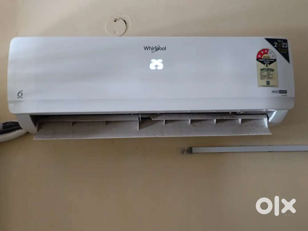 Whirlpool 1.5 ton ac, 2 year old
