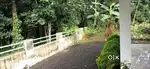 Good house and 10 cent land near thodupuzha. Well water and
