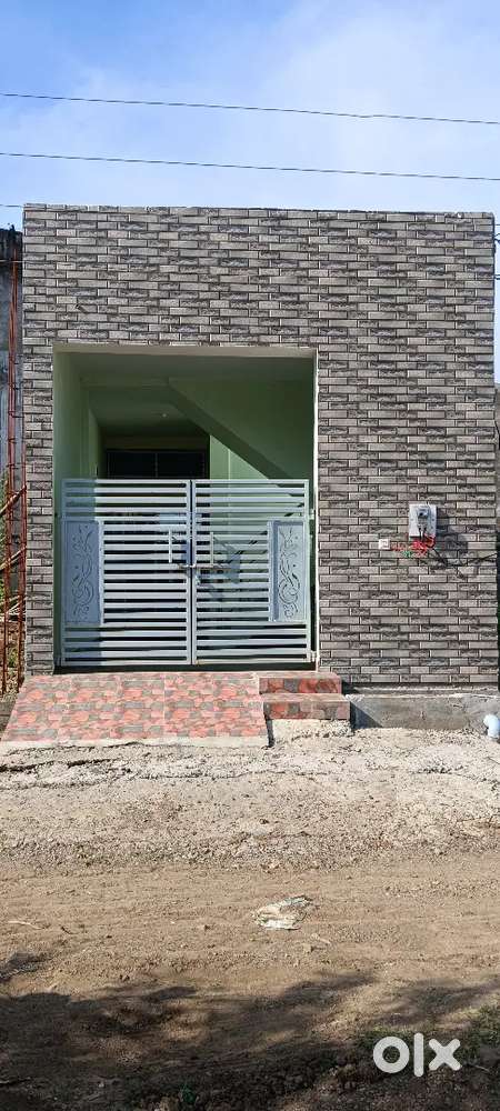 राधाकृष्ण कॉलोनी में नया घर बेचना है