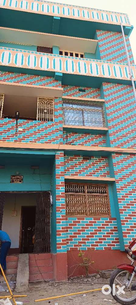 1 BHK & 2 BHK flat available (One BHK Rs-2500/-and 2BHK Rs- 4500/-