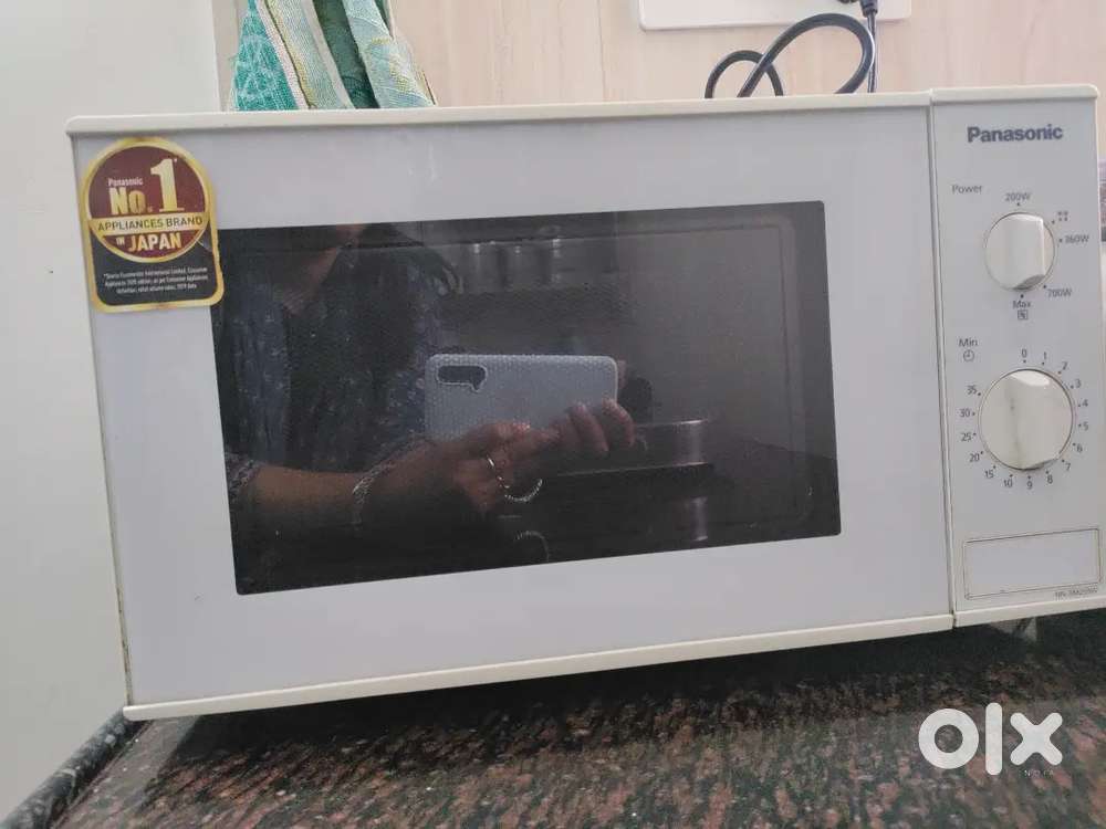 Panasonic 20L Solo Microwave Oven(NN-SM255WFDG