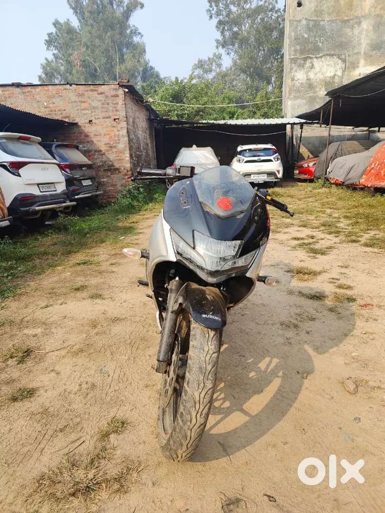Suzuki Gixxer sf 150