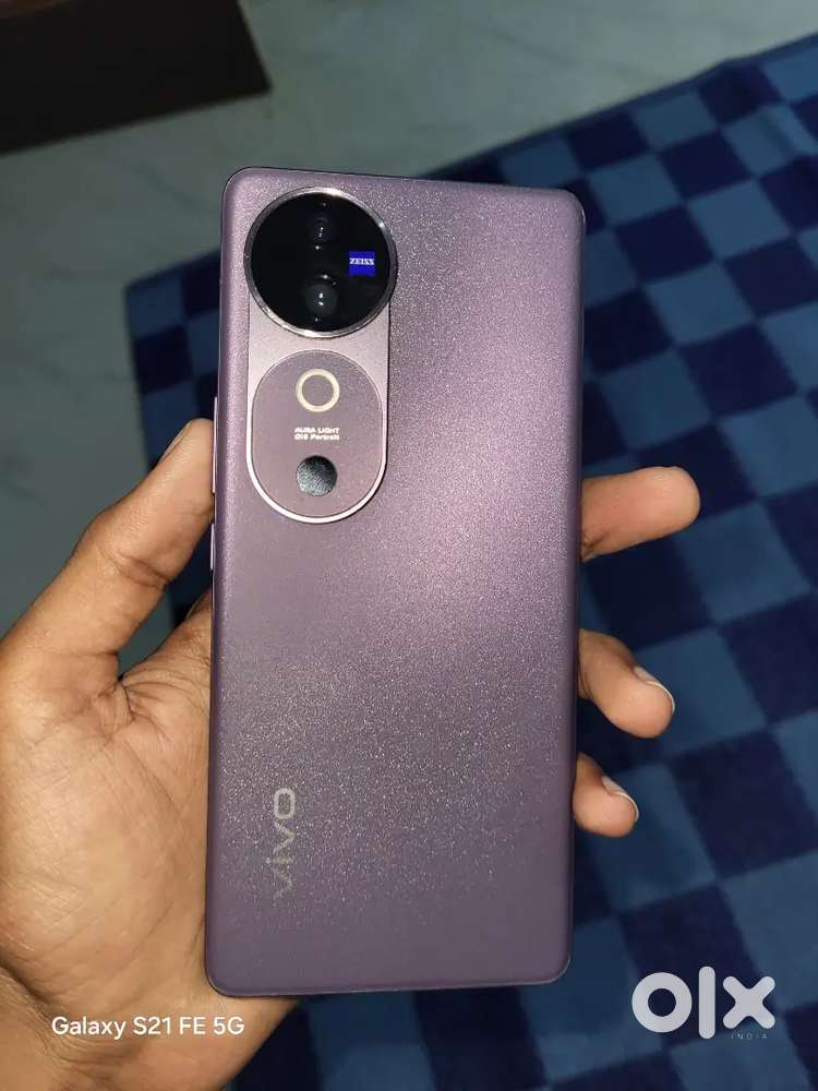Vivo v40 8/128gb