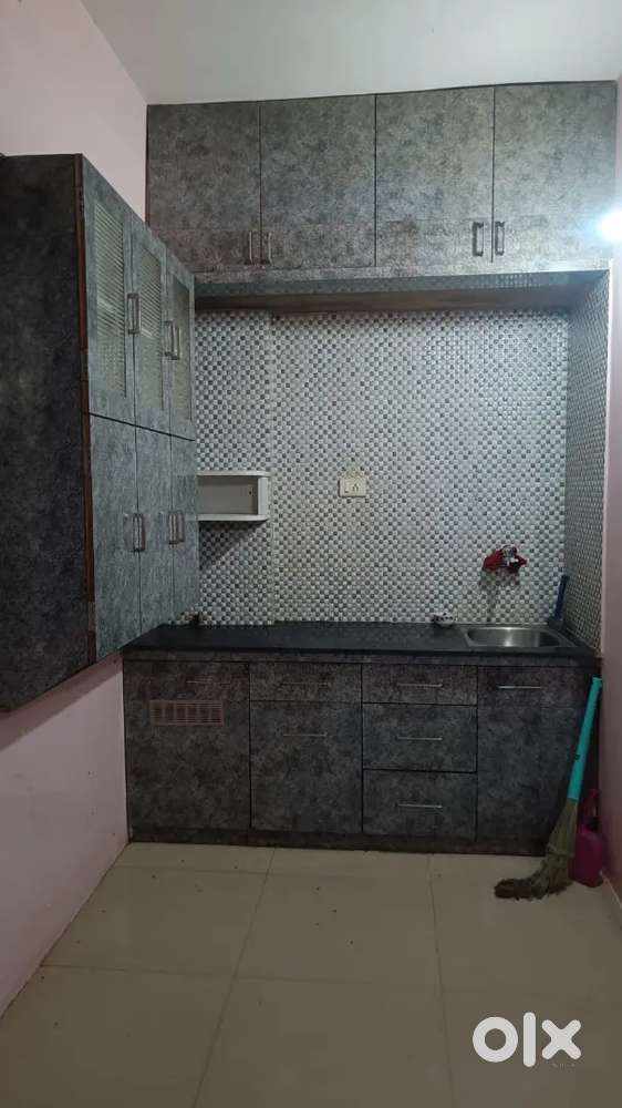 1 rk Available For Rent Ujala circle sg Hiwhy best property Semi furni