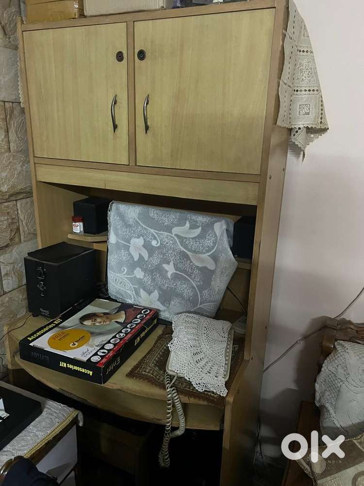 Computer Table