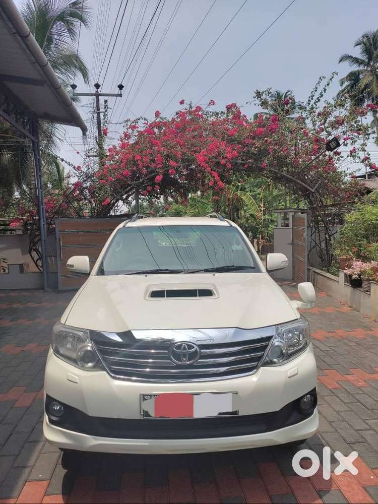 Toyota Fortuner 3.0 4x2 Automatic, 2012, Diesel
