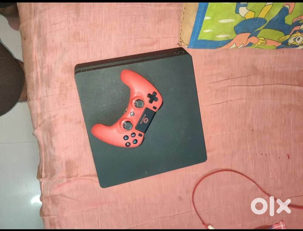 PS4 slim 500gb with some games