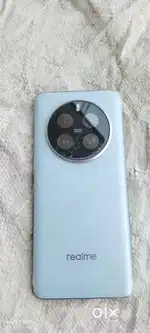 Realme P1 Pro curve display