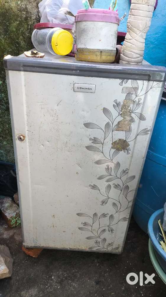 90L Refrigerator