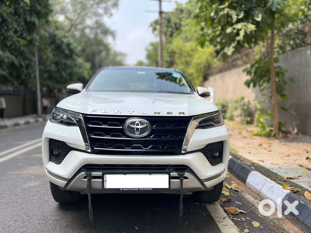 Toyota Fortuner 4X2 AT 2.7 Petrol, 2021, Petrol