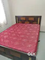 Queen size bed